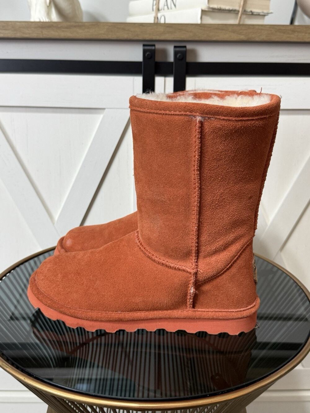 BEARPAW Elle Short 1962W Rust Orange Suede Sheepskin Winter Boots Women Size 6